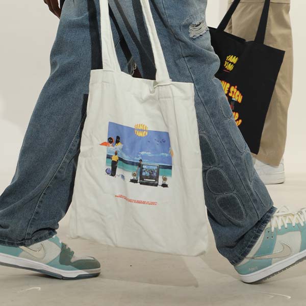 Yamen Alt Art Tote